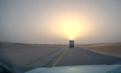 Самый протяжённый прямой участок шоссе пересекает пустыню в Саудовской Аравии без единого поворота — 15.05.2024