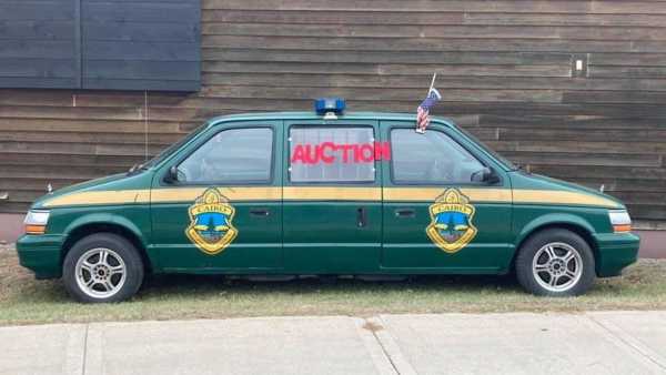 Plymouth, зібраний з двох передніх частин