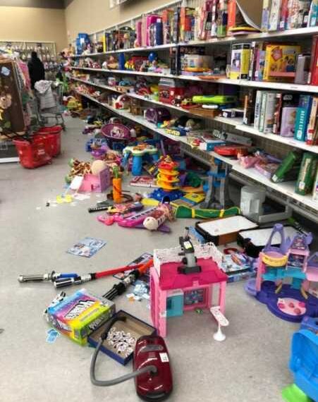 Приклади людського свинства на знімках