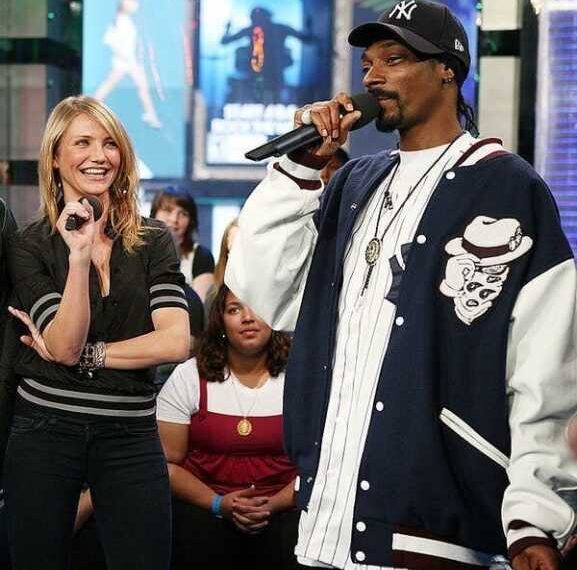 Знаменитості, що навчалися в одній школі