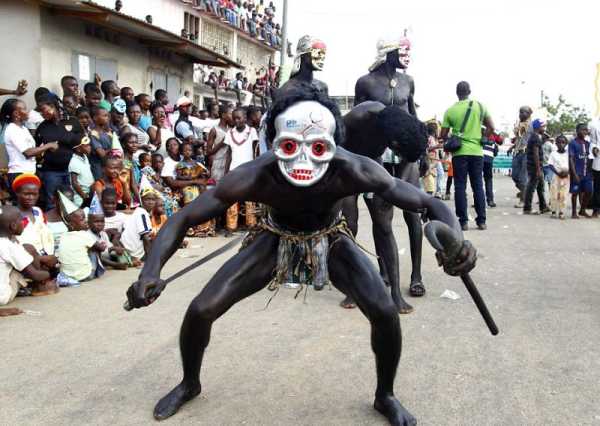 Барвистий треш на карнавалі звільнення від рабства