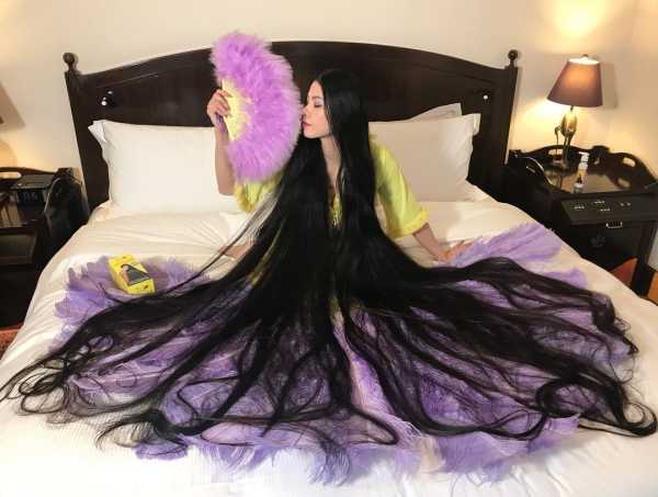 Японська Рапунцель не стриже волосся вже 15 років