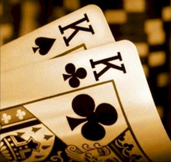 Що обіцяють карти? Піки та трефи.