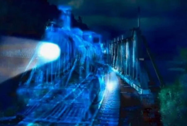 Поїзд привид 13