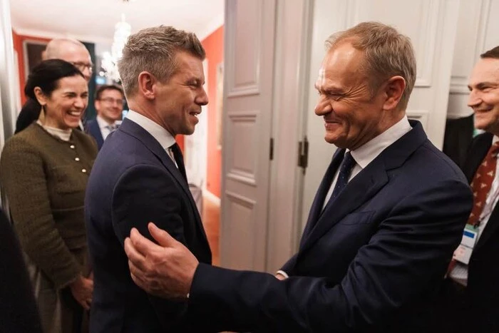 Туск і Мадяр обмінялися іронічними жартами про Орбана та Трампа у Мюнхені