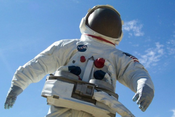 Санвузол на орбіті, або Яке видовище в космосі найдивовижніше?