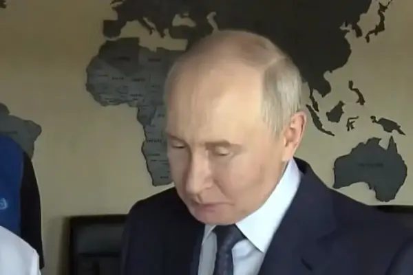 На чолі Путіна з’явився тризуб