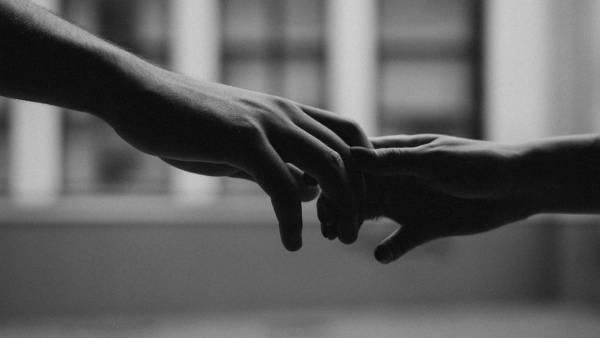 Заміж за себе: як українці створюють собі щасливе життя