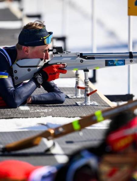 Львівські медики успішно прооперували паралімпійця Серафима Драгуна 6