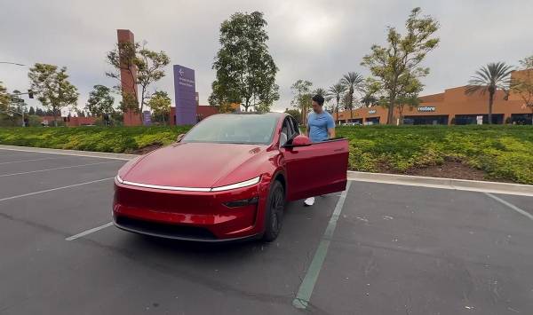 Американець розкрив секрети Tesla, про які не знають навіть власники
