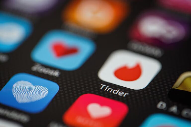 26 альтернатив Tinder: від Hinge до Bumble та Happn 60 26 альтернатив Tinder: від Hinge до Bumble та Happn 60