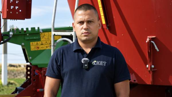 Strautmann Verti-Mix 1251: молочний успіх двох господарств починається з корму 36 Strautmann Verti-Mix 1251: молочний успіх двох господарств починається з корму 36